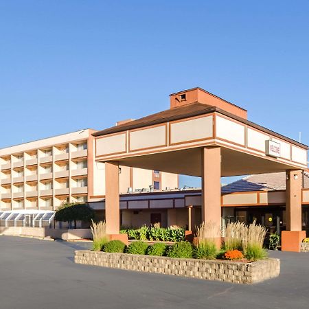 Quality Inn West Springfield Eksteriør bilde