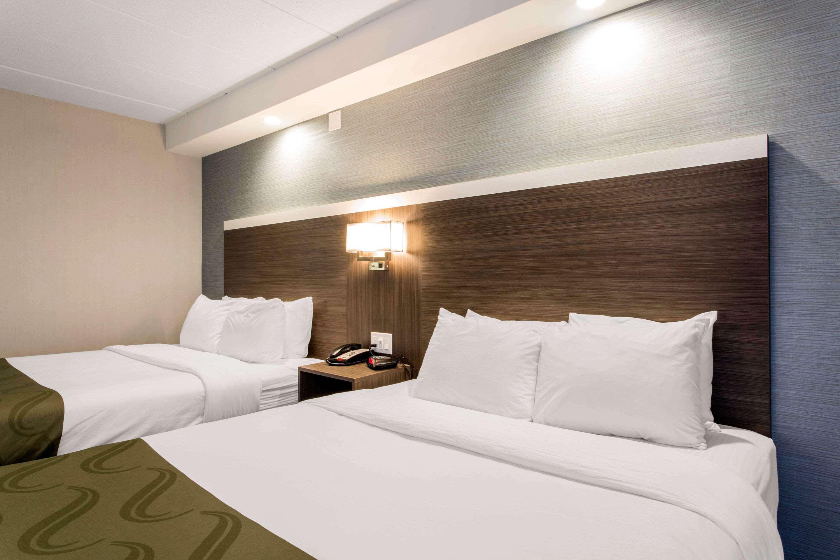 Quality Inn West Springfield Eksteriør bilde