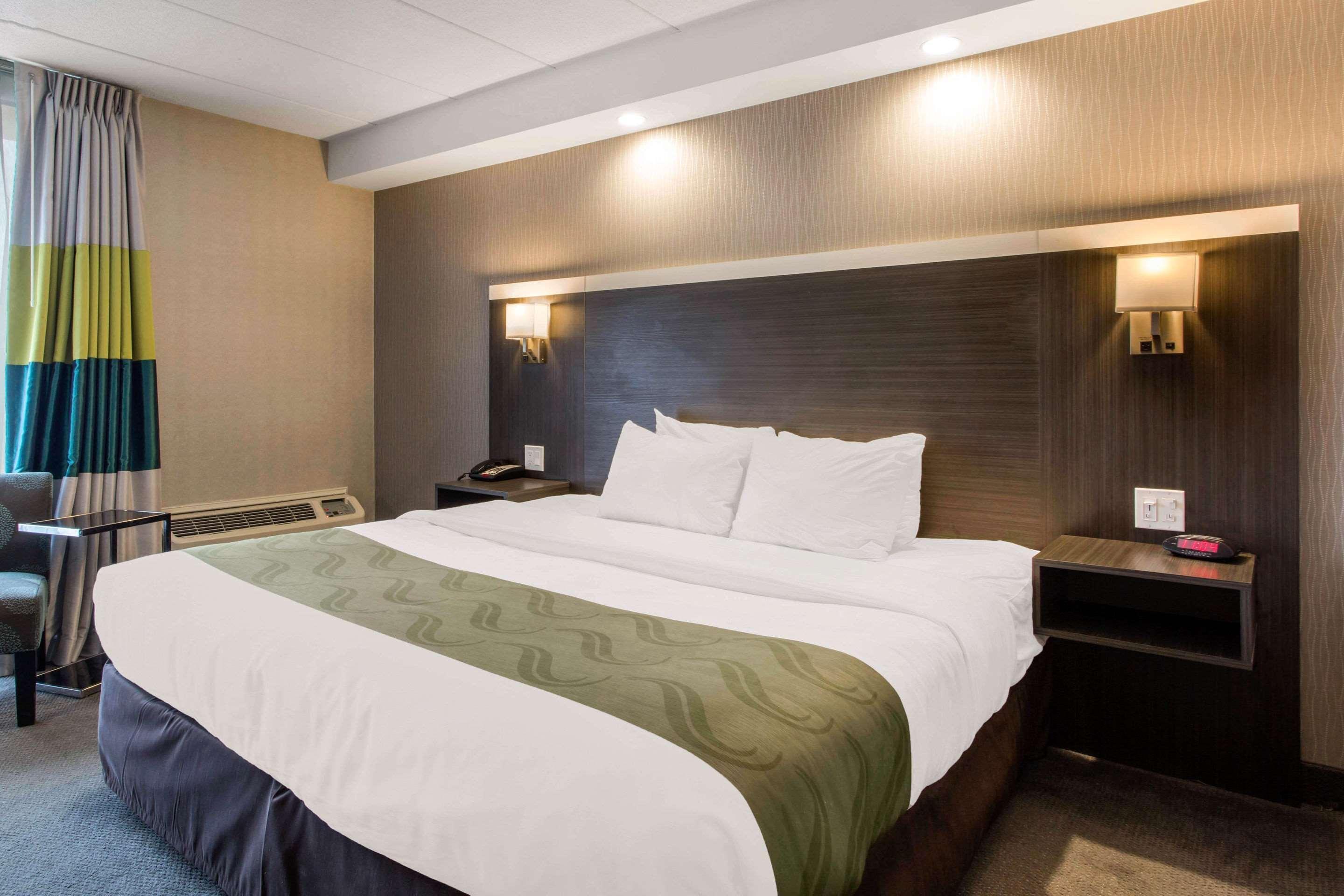 Quality Inn West Springfield Eksteriør bilde