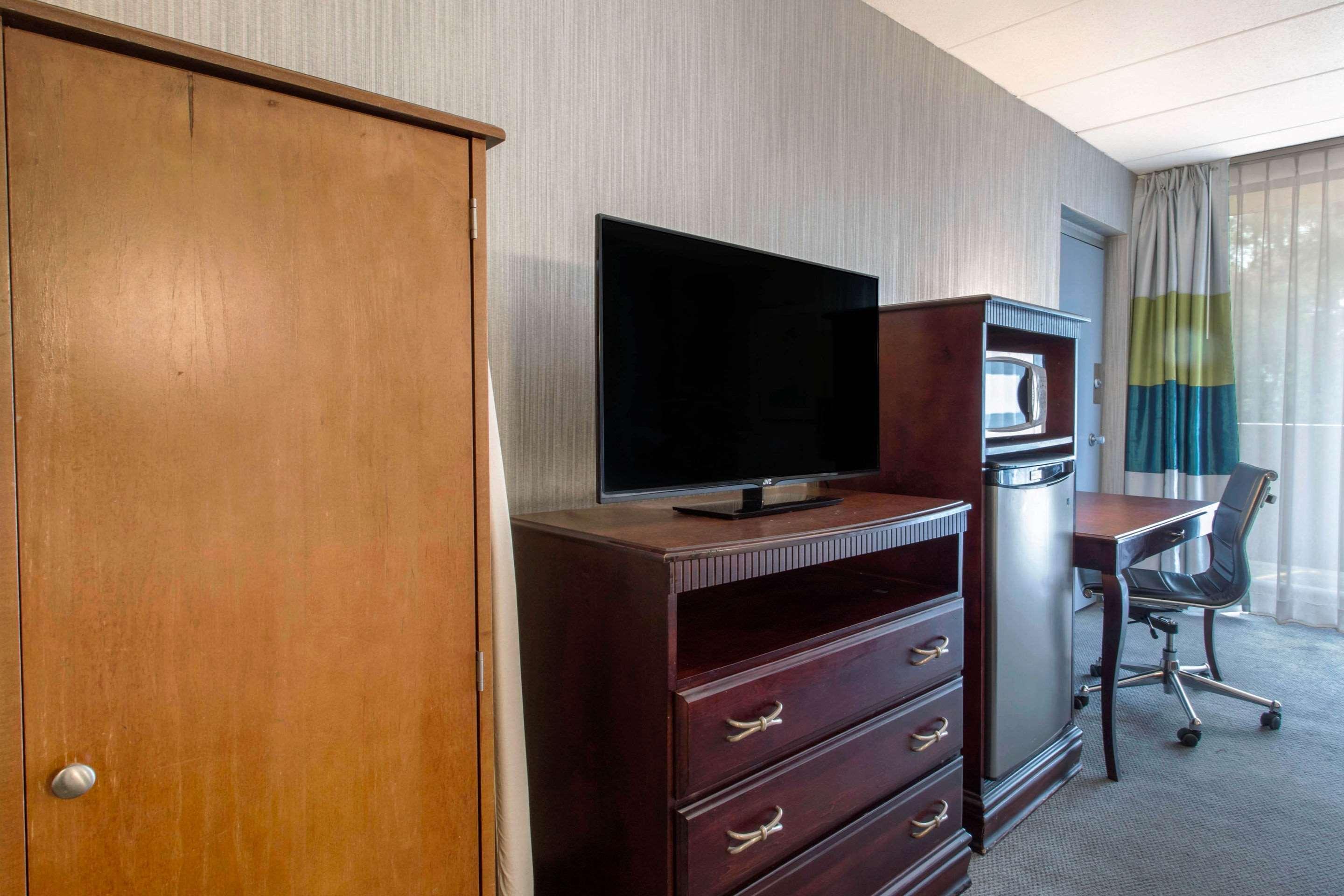 Quality Inn West Springfield Eksteriør bilde
