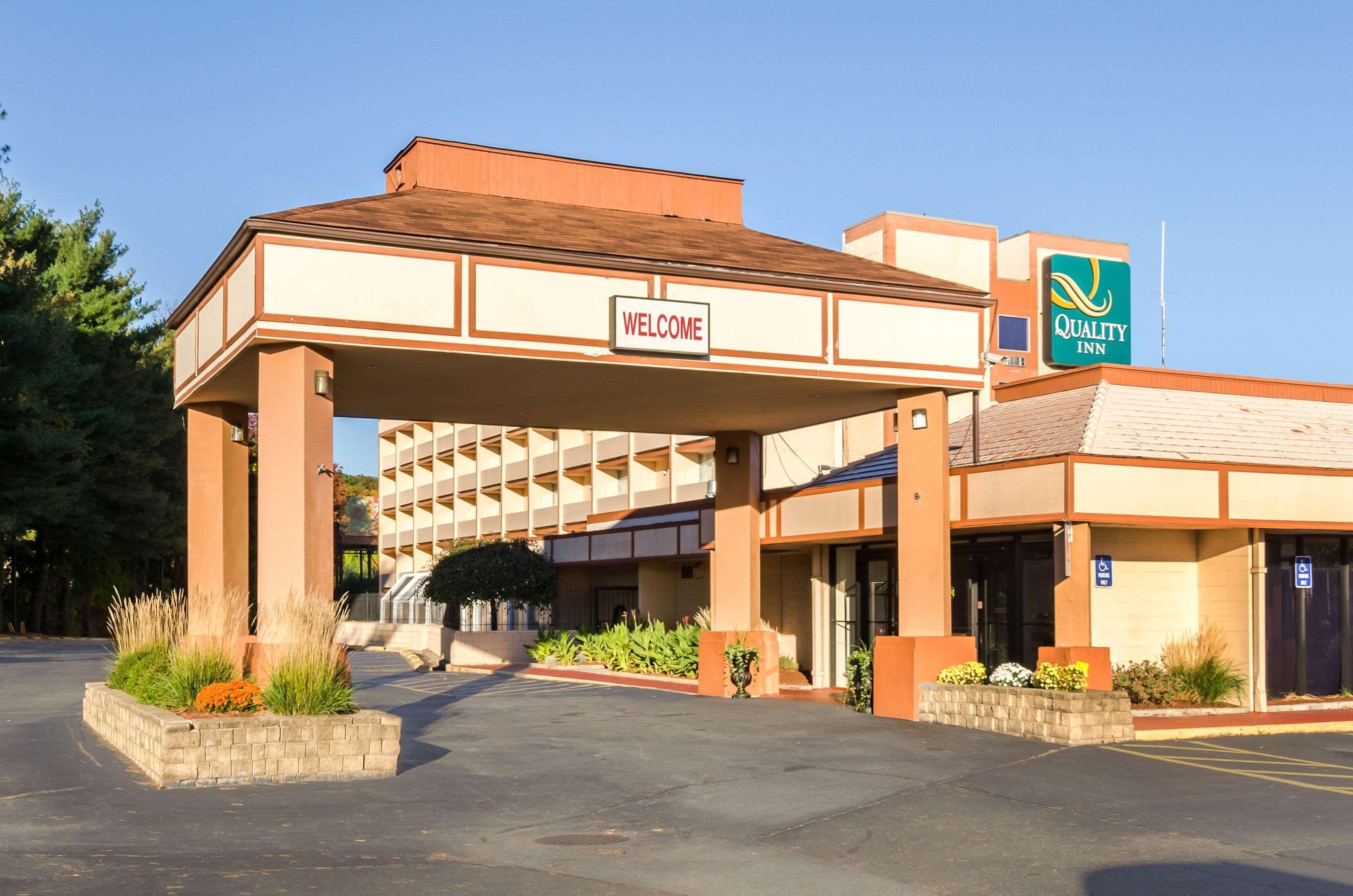 Quality Inn West Springfield Eksteriør bilde