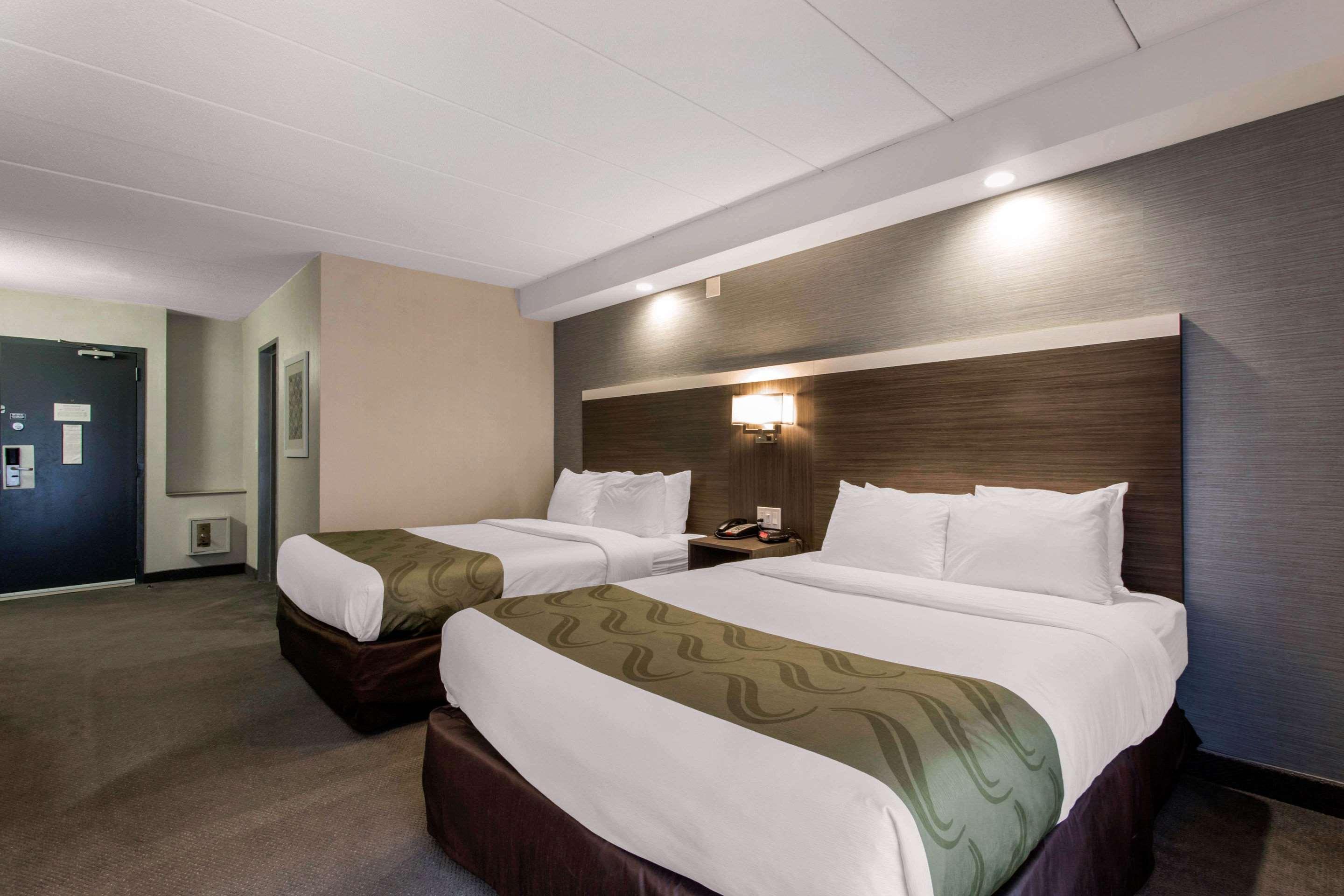 Quality Inn West Springfield Eksteriør bilde