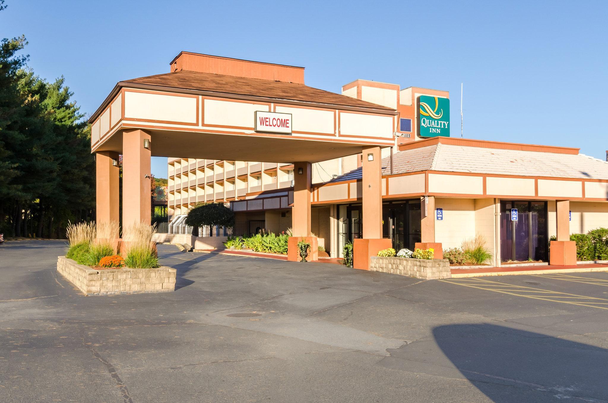 Quality Inn West Springfield Eksteriør bilde