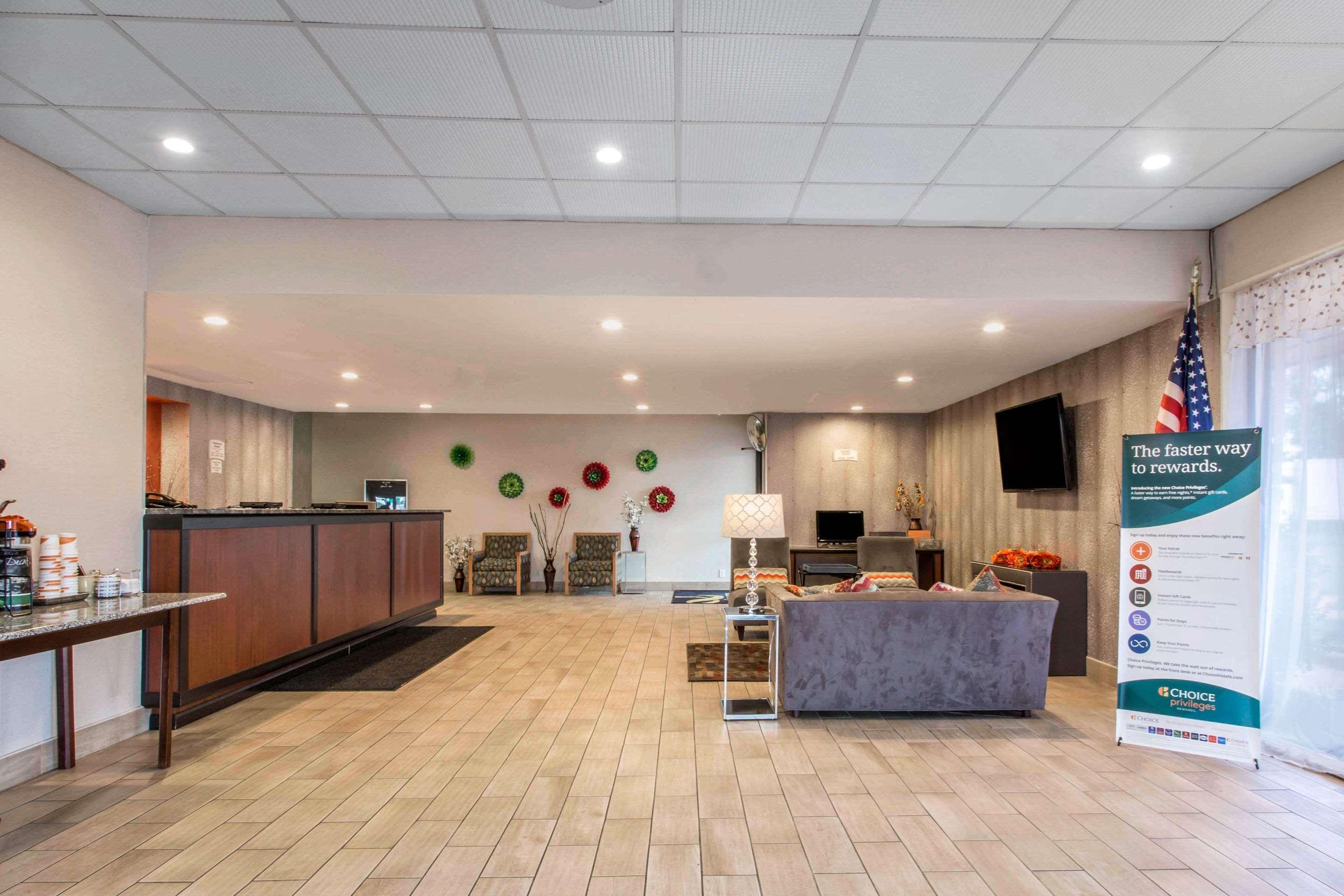 Quality Inn West Springfield Eksteriør bilde